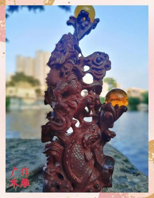 木雕龍魚圖片大全：《木雕龍魚圖片大全》
