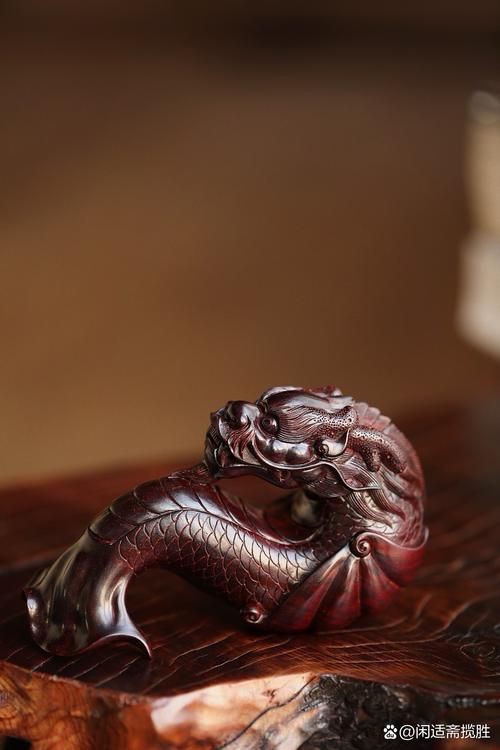木雕龍魚圖片大全：《木雕龍魚圖片大全》