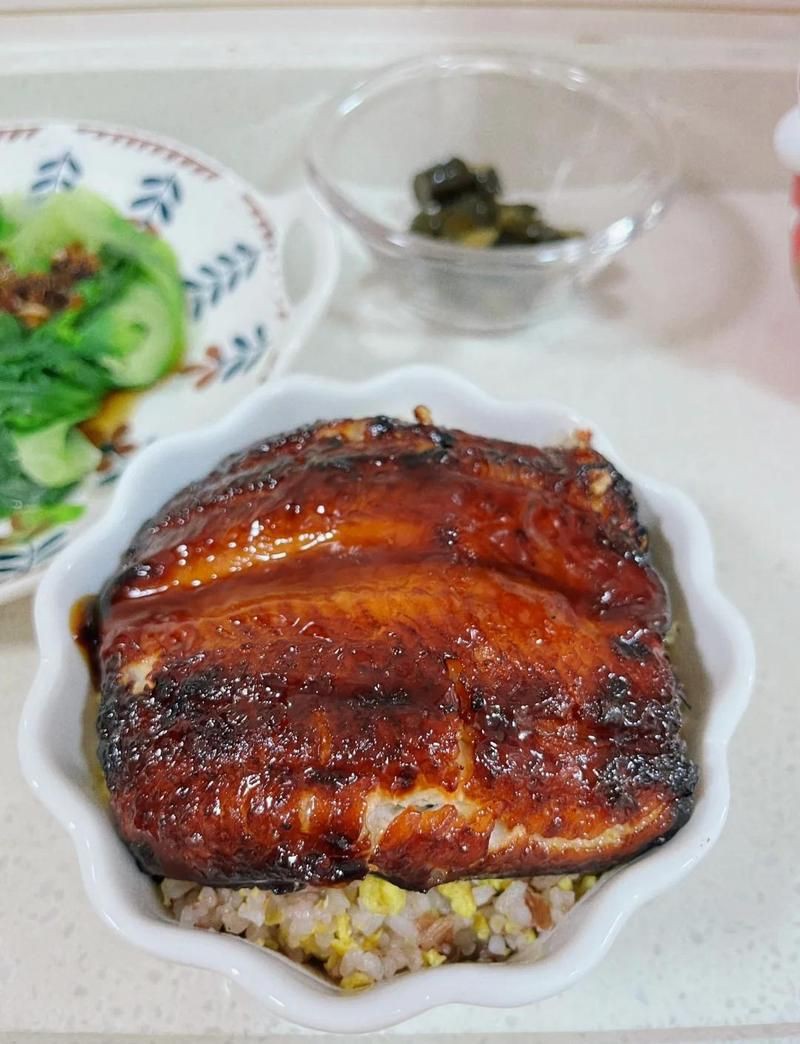 很多小刺的鰻魚是假的嗎：鰻魚“小刺多”的現象及選購技巧及選購技巧及選購技巧