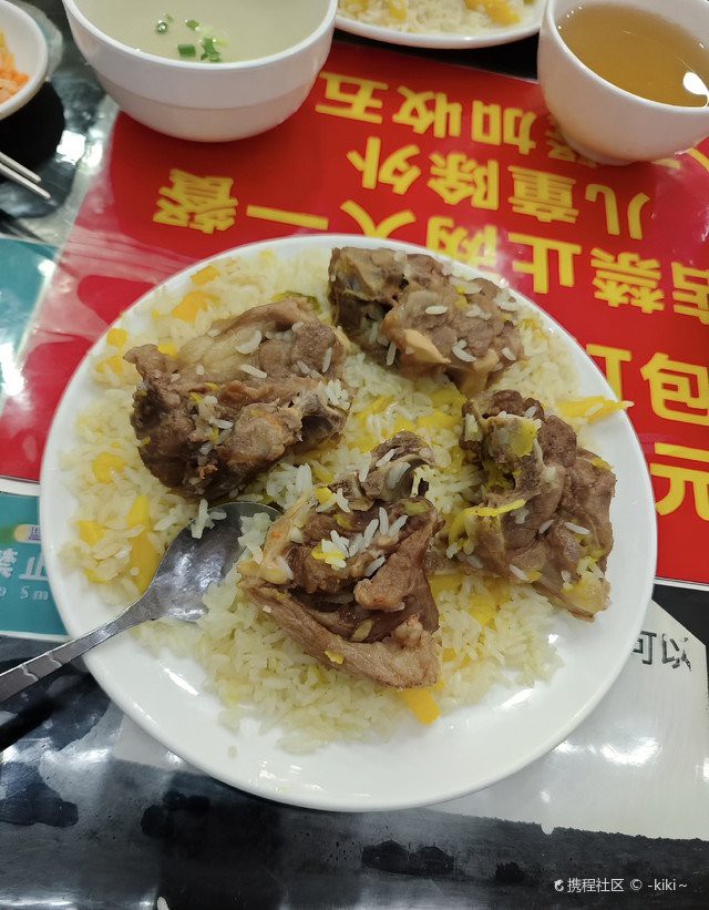 呼圖壁龍魚店：呼圖壁縣漁人碼頭水族館