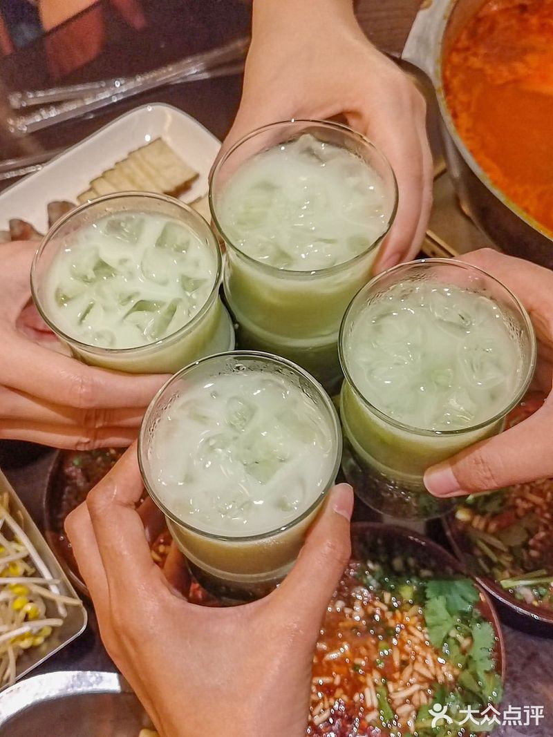 仁懷龍魚店：仁懷市從萬酒龍魚餐飲店 仁懷龍魚店：仁懷市從萬酒龍魚餐飲店 全國水族館企業名錄 第1張