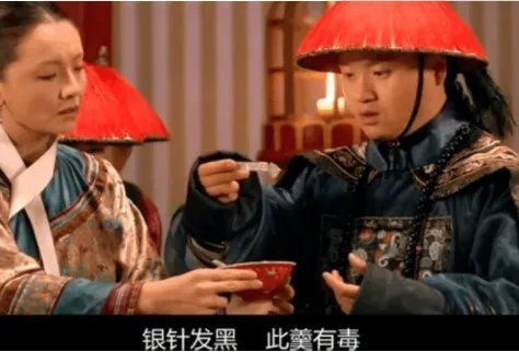 九龍銀杯：九龍銀杯是一種融合傳統(tǒng)文化與傳統(tǒng)文化與現(xiàn)代工藝的高端銀制器皿