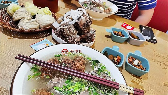 烏什龍魚店【烏什龍魚店有哪些特色魚類】