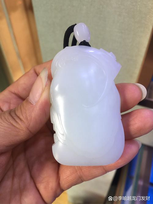 8000萬羊脂玉圖片【8000萬級羊脂玉的收藏價值與鑒別】 8000萬羊脂玉圖片【8000萬級羊脂玉的收藏價值與鑒別】 龍魚論壇 第11張