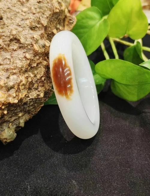 8000萬羊脂玉圖片【8000萬級羊脂玉的收藏價值與鑒別】 8000萬羊脂玉圖片【8000萬級羊脂玉的收藏價值與鑒別】 龍魚論壇 第3張