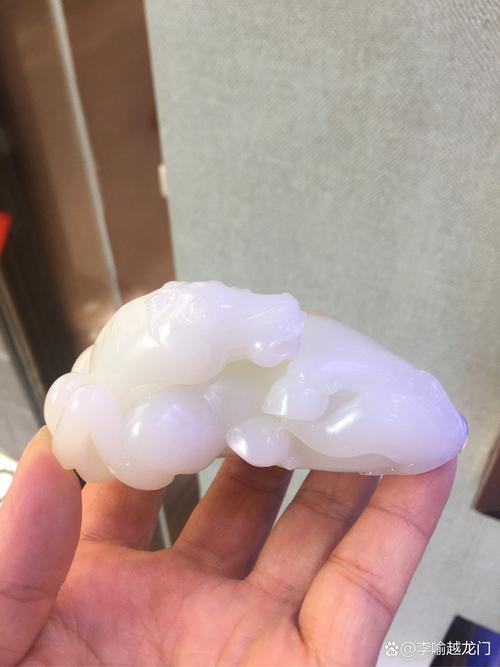 8000萬羊脂玉圖片【8000萬級羊脂玉的收藏價值與鑒別】 8000萬羊脂玉圖片【8000萬級羊脂玉的收藏價值與鑒別】 龍魚論壇 第18張