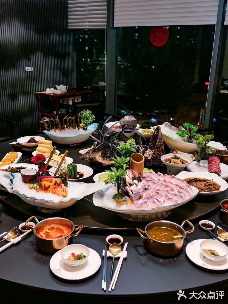 富蘊龍魚店【富蘊有專門的龍魚店嗎】 富蘊龍魚店【富蘊有專門的龍魚店嗎】 全國水族館企業(yè)名錄 第8張