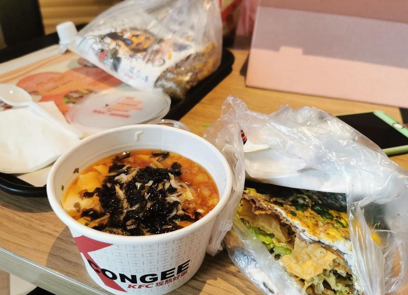 承德縣龍魚店【承德縣龍魚店坐落于國家重點風景名勝區下板城大街鐵路家屬院】