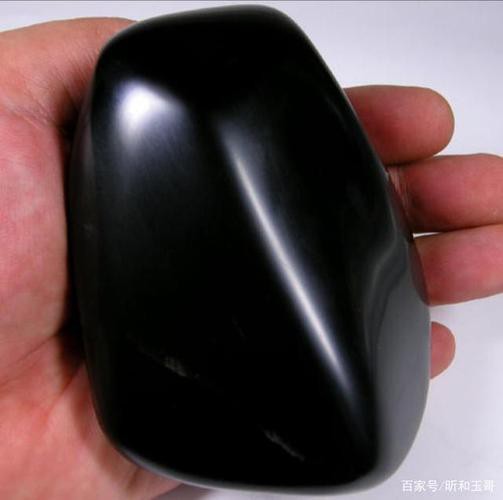 1500萬一克的墨玉圖片，1500萬一克的墨玉是真的嗎？