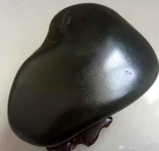 1500萬一克的墨玉圖片，1500萬一克的墨玉是真的嗎？