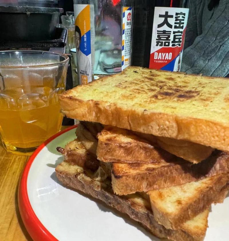 南陽龍魚店【南陽有哪些知名的龍魚店】 南陽龍魚店【南陽有哪些知名的龍魚店】 全國水族館企業(yè)名錄 第4張