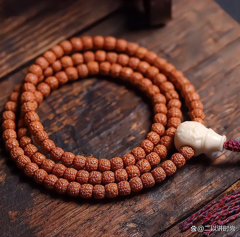為什么不建議玩龍鱗金剛菩提【以講時(shí)尚，文玩圈里“徒有虛名”的5種金剛菩提】