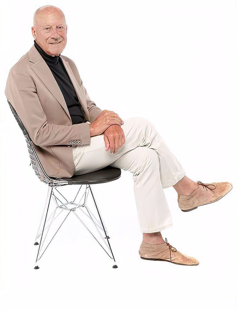 平果水族店，全球首家水上applestore零售店applemarinabaysands