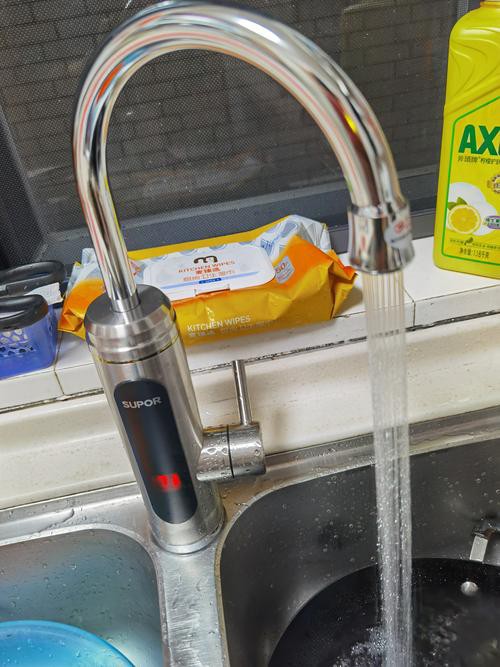 再給我一些水龍頭的圖片，328塊的創意水龍頭真的那么炫酷嗎你家的老舊水龍頭該換新了