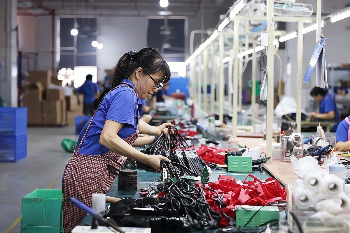 迪慶藏族自治州魚缸批發(fā)市場(chǎng)，迪慶州魚缸批發(fā)市場(chǎng)的發(fā)展趨勢(shì)