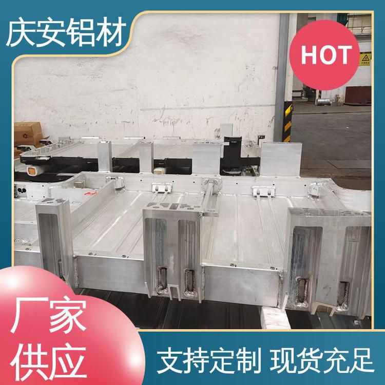 迪慶藏族自治州魚缸批發(fā)市場(chǎng)，迪慶州魚缸批發(fā)市場(chǎng)的發(fā)展趨勢(shì)