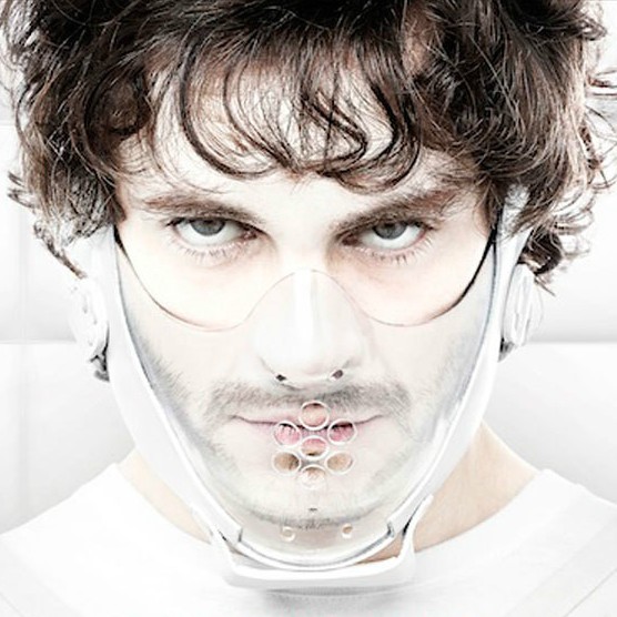 《紅龍》小說中的主要角色有哪些？，《紅龍》小說中令人印象深刻的場景，有哪些令人印象深刻的場景 《紅龍》小說中的主要角色有哪些？，《紅龍》小說中令人印象深刻的場景，有哪些令人印象深刻的場景 龍魚百科 第1張