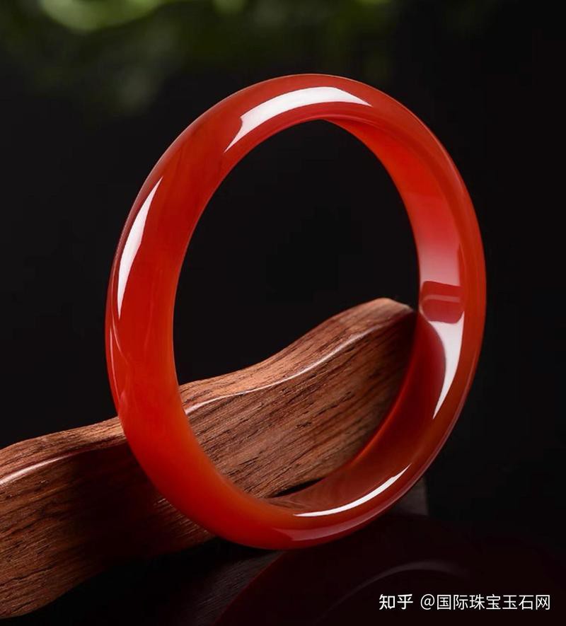 什么叫龍血玉圖片，菏澤廣電網(wǎng)龍血玉是什么玉與翡翠有何不同功效