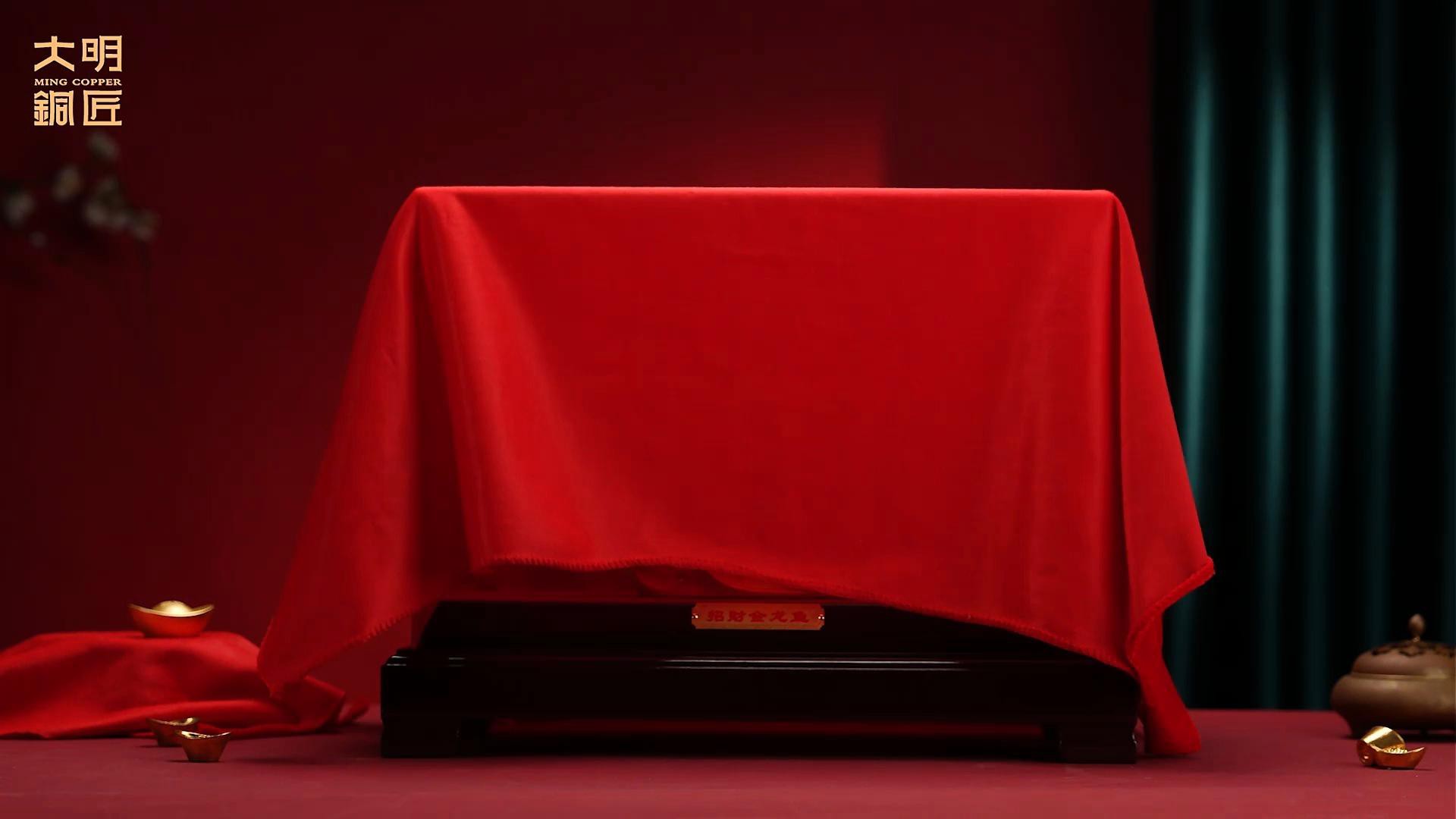 推薦幾款熱門招財龍魚擺件，招財龍魚擺件有哪些材質(zhì)