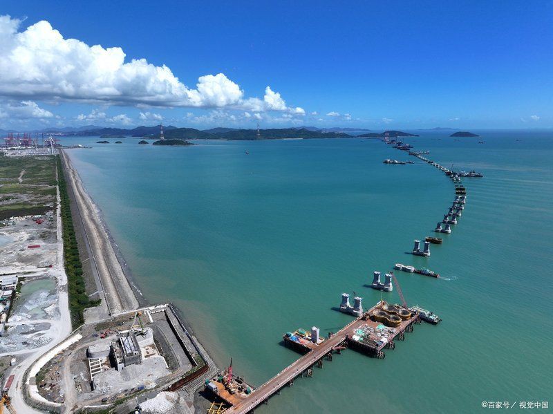 舟山水族館，舟山水族館（如舟山海洋公園內的親子旅游目的地）