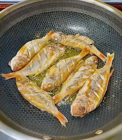 三色魚丁用什么魚最嫩，\