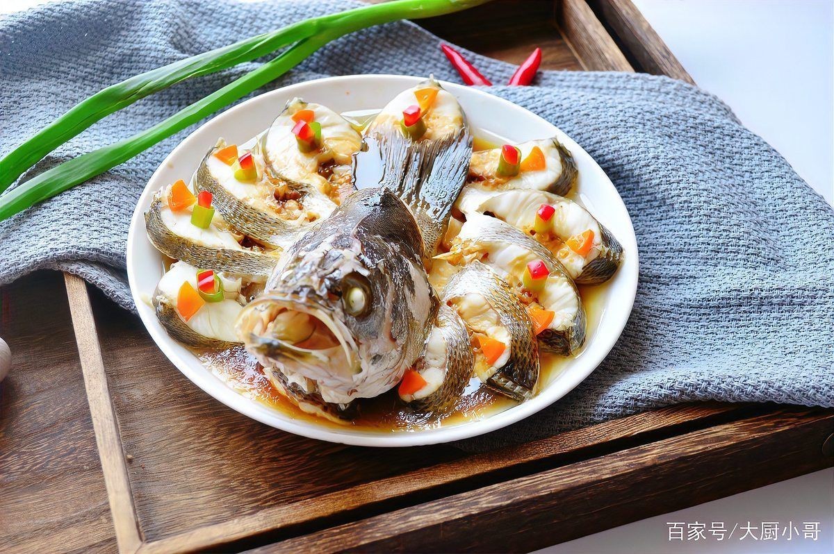 孔雀魚可以吃嗎，孔雀魚喂食技巧，看看你做對了嗎