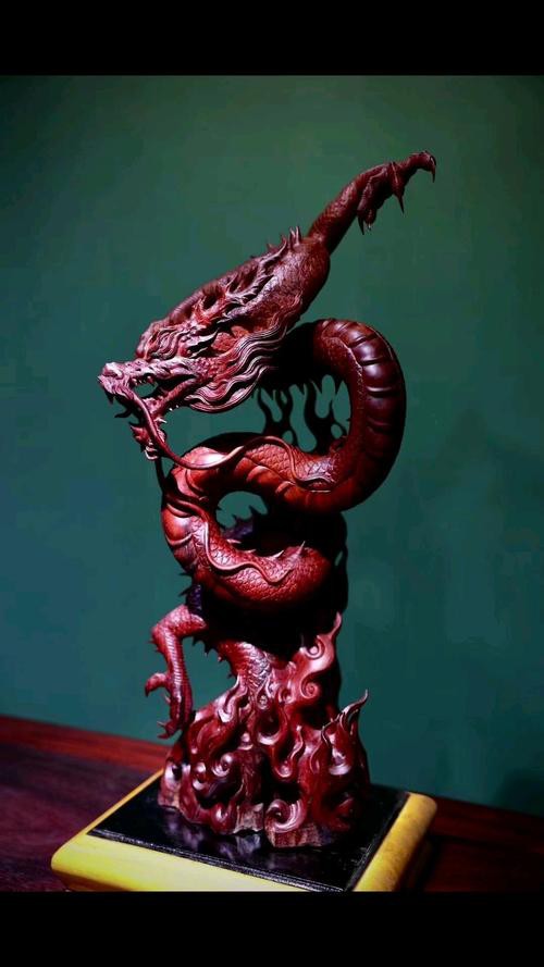 提供幾張龍工藝品的圖片，中華民族的精神圖騰龍主題藝術品：或見矯健游龍盤旋于青玉雕件之上 提供幾張龍工藝品的圖片，中華民族的精神圖騰龍主題藝術品：或見矯健游龍盤旋于青玉雕件之上 龍魚論壇 第12張