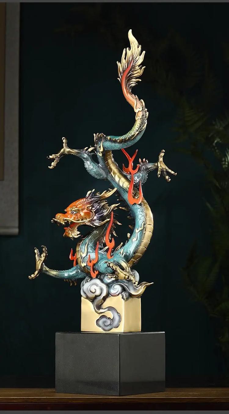 提供幾張龍工藝品的圖片，中華民族的精神圖騰龍主題藝術品：或見矯健游龍盤旋于青玉雕件之上 提供幾張龍工藝品的圖片，中華民族的精神圖騰龍主題藝術品：或見矯健游龍盤旋于青玉雕件之上 龍魚論壇 第26張