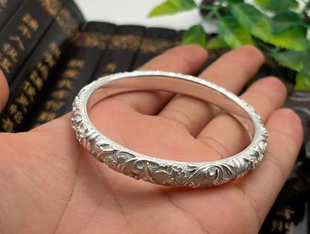 玫瑰金和銀手鐲能一起戴嗎，玫瑰金和銀手鐲能一起佩戴嗎