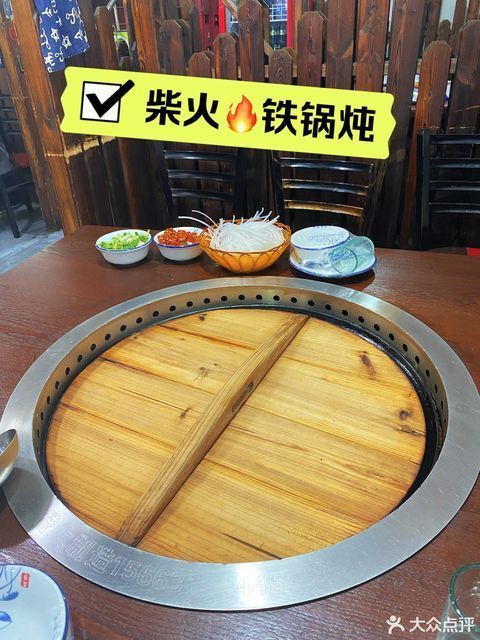 雞西龍魚店，雞西地區(qū)的牡丹魚相關(guān)店鋪呈現(xiàn)多元化發(fā)展態(tài)勢