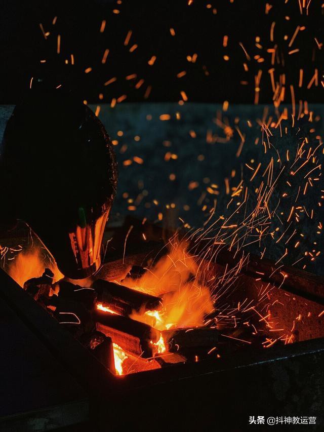 紅龍旗與哪些文化有關(guān)聯(lián)？，紅龍旗在威爾士文化中的地位如何？