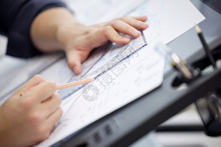 如何找到適合金龍魚壁紙的設計師？，如何聯系金龍魚壁紙的設計師？