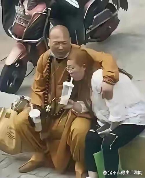 和尚圖片搞笑，和尚圖片以其獨特的搞笑風格引發廣泛關注，充滿創意的場景設計
