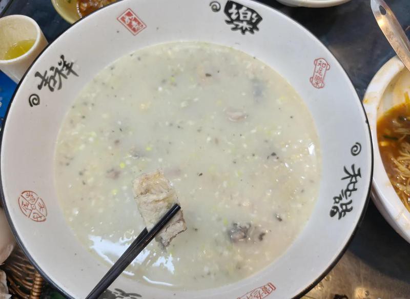 潼關龍魚店，姜太公熗鍋魚(潼關店)探店 潼關龍魚店，姜太公熗鍋魚(潼關店)探店 全國水族館企業名錄 第3張