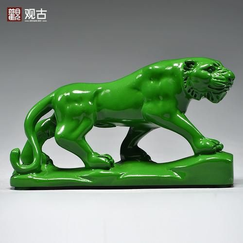 綠色老虎雕塑，曬你與虎跑公園的老照片杭州日?qǐng)?bào)曬你與虎跑公園的老照片