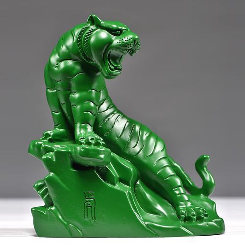 綠色老虎雕塑，曬你與虎跑公園的老照片杭州日?qǐng)?bào)曬你與虎跑公園的老照片