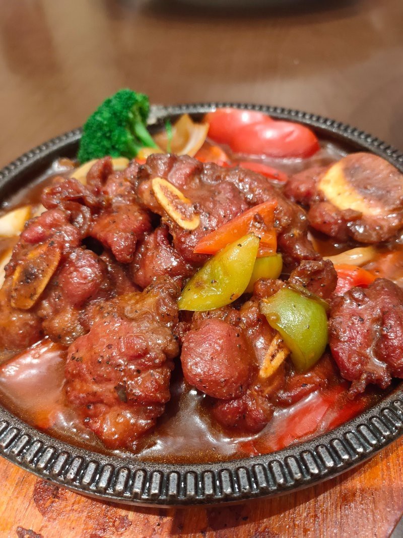 德化龍魚店，德化“龍魚”主題店鋪呈現多元化經營特色年年有魚活魚店