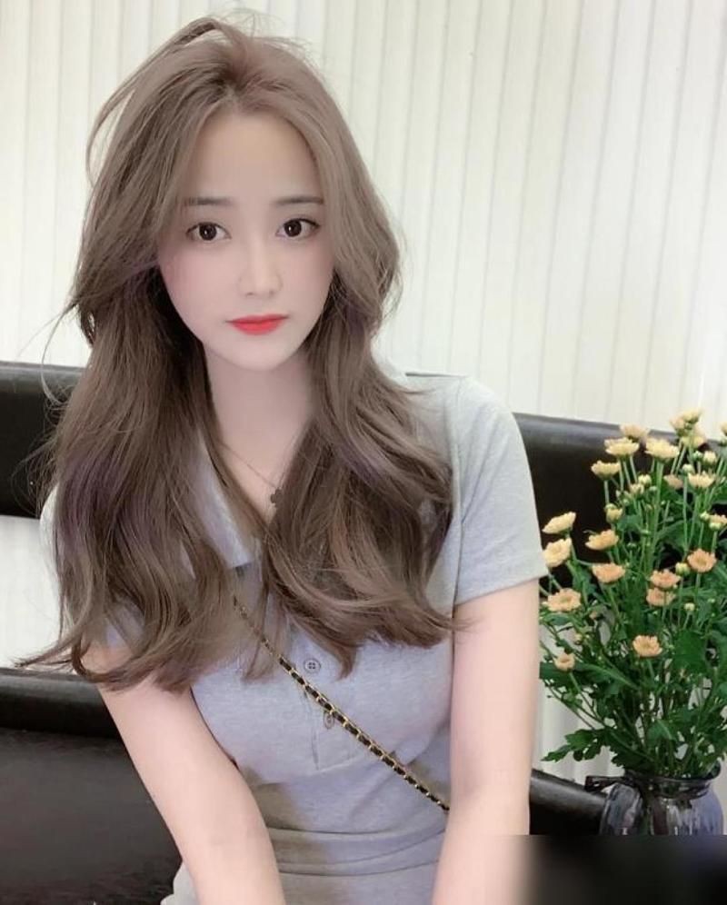 紅龍發色流行趨勢，2025發色趨勢大揭秘!你最...@法師喵小蔣