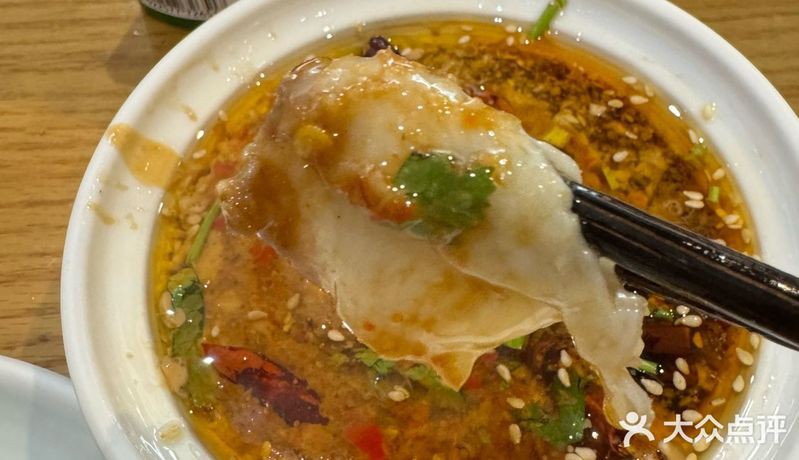 濟寧龍魚店，濟寧任城區逸品龍魚觀賞魚經營店成立于2020年1月17日