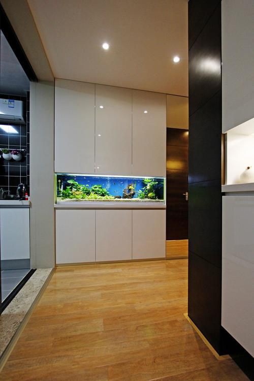 家庭客廳魚缸擺放位置圖【家庭客廳魚缸擺放位置圖解與風水建議】