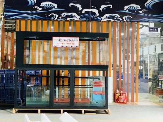 異形魚缸用什么背景：異形魚缸背景選擇異形魚缸背景選擇合適的背景選擇