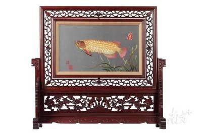 畫金龍魚的大師作品（張利宏的《金龍魚》系列作品賞析，寓意美好）