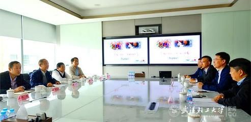 金龍魚(yú)研發(fā)中心在浦東新區(qū)在哪個(gè)鎮(zhèn)：金龍魚(yú)研發(fā)中心位于上海市浦東新區(qū)