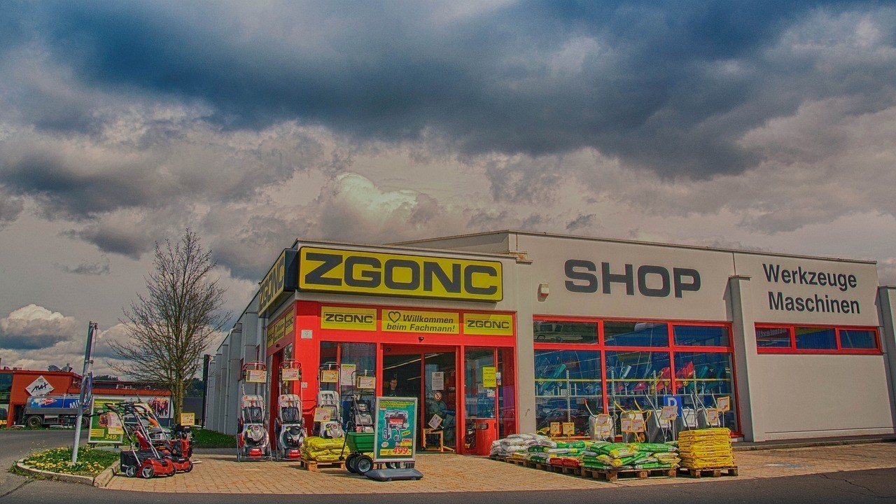 吉林市船營區有花有魚水族店