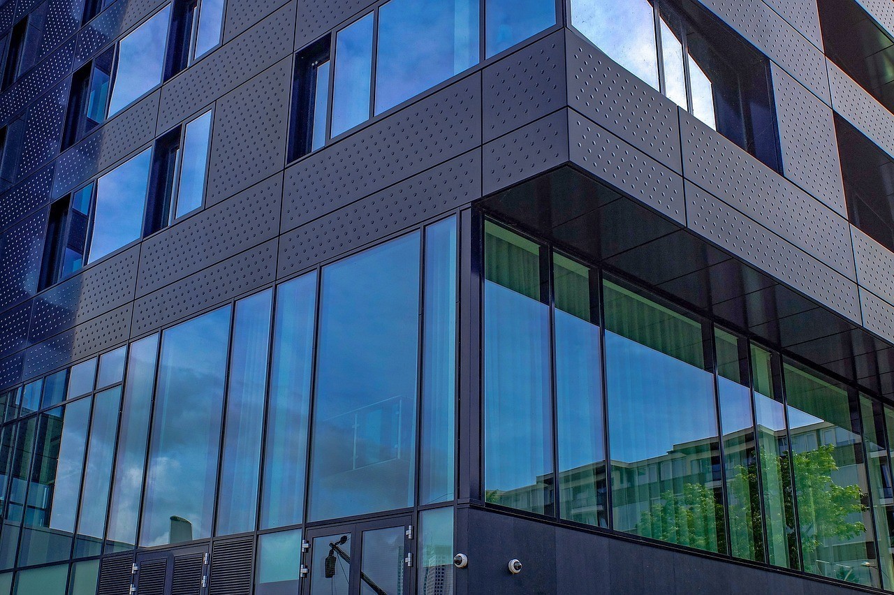 西崗區成達玻璃經銷部（西崗區成達玻璃經銷部地址）