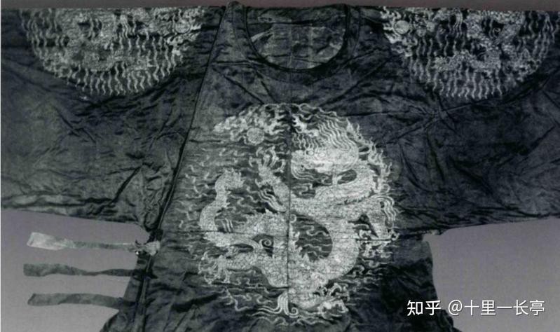 如何區分不同風格的金龍紋飾？