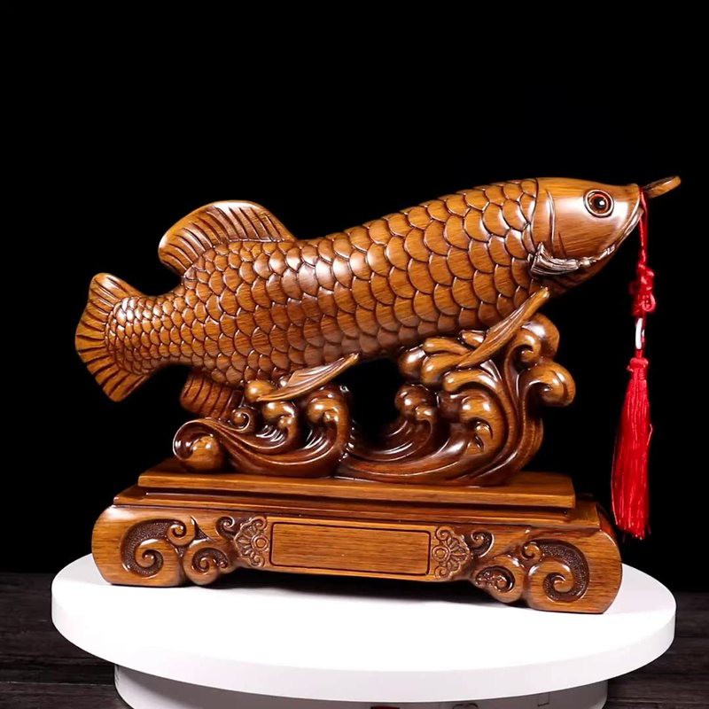 如何保養(yǎng)和清潔金龍魚工藝品？