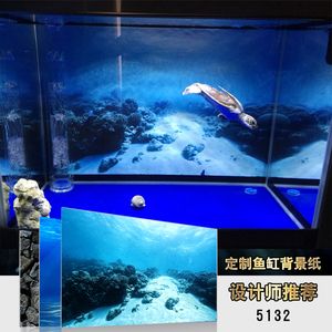 龍魚缸背景白色好還是黑色好看