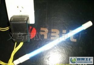 魚缸鎮(zhèn)流器的更換方法：廣州越美水族魚缸鎮(zhèn)流器更換方法
