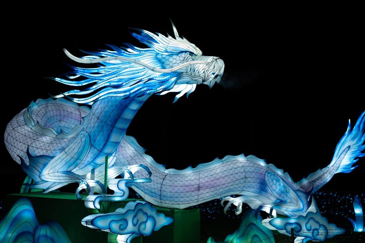 龍魚開什么顏色的燈最好看